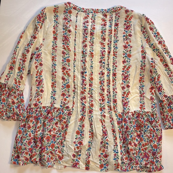 Maeve Anthropologie Hiver Floral Peasant Blouse Crochet Pleated Buttons Size 10 - Picture 12 of 16